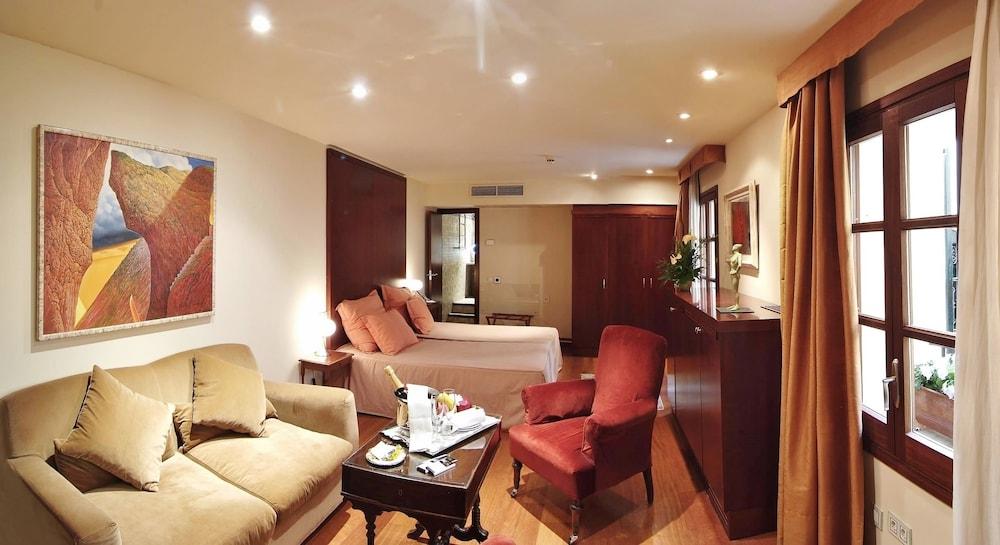 Palacio Ca Sa Galesa Hotell 5*
